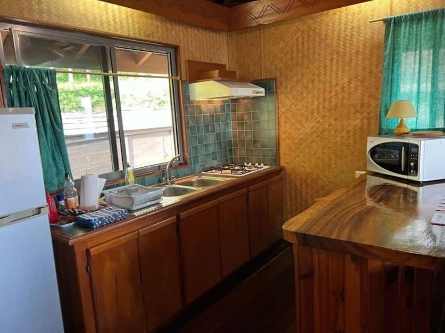 Tehuarupe Surf Studios Haapiti Dış mekan fotoğraf