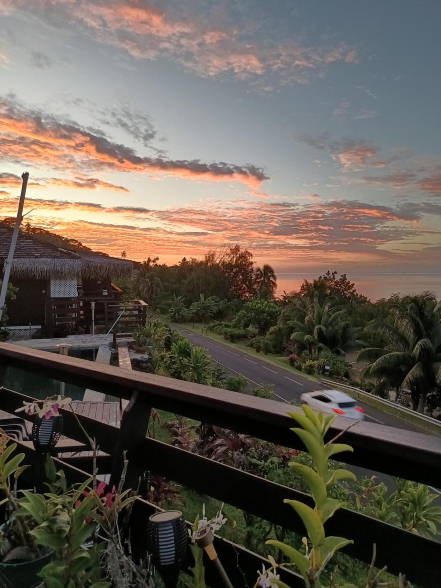 Tehuarupe Surf Studios Haapiti Dış mekan fotoğraf